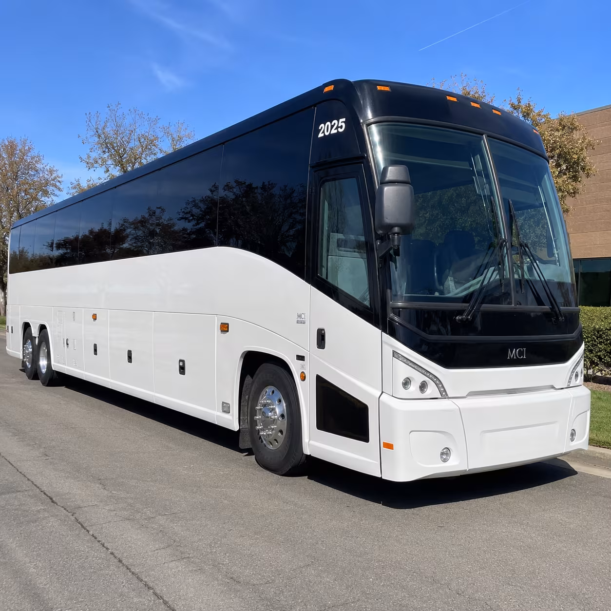 airport shuttle buses to newark liberty jfk and laguardia from bayonne